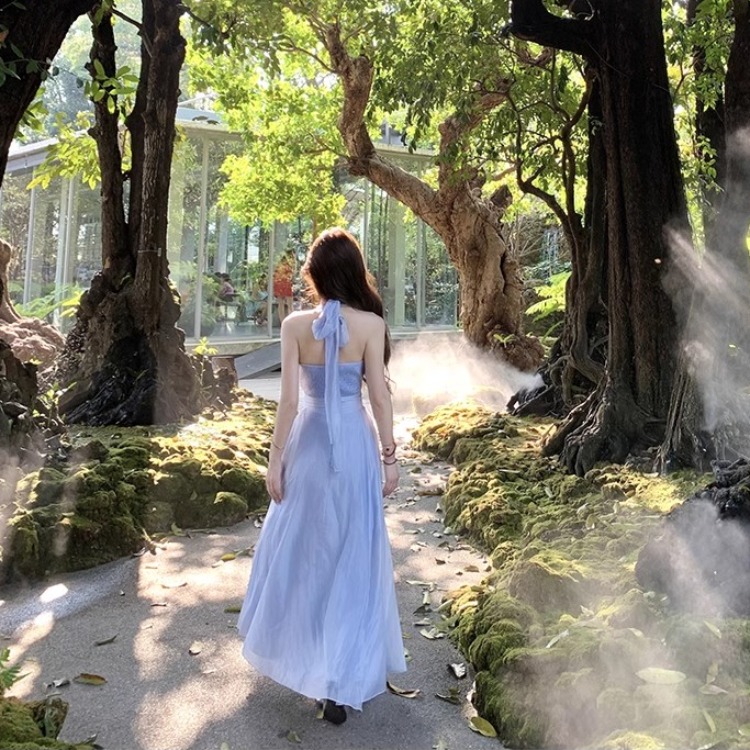 繆斯愛神 掛脖仙女立體花朵多裁片連衣裙度假裙