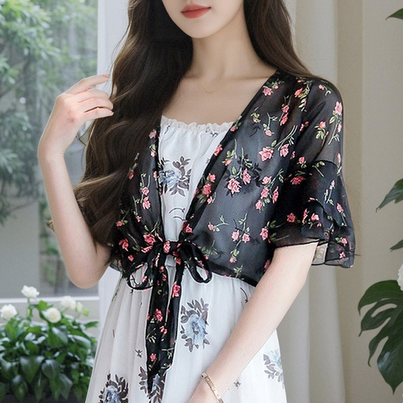已出貨小披肩外套女2026夏季新款小坎肩雪紡防曬衣超薄短款外搭