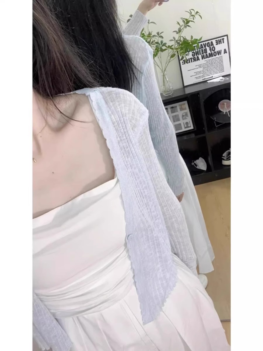 藍色縷空防曬外搭針織開衫女夏季薄款小披肩冰絲外套罩衫短款上衣