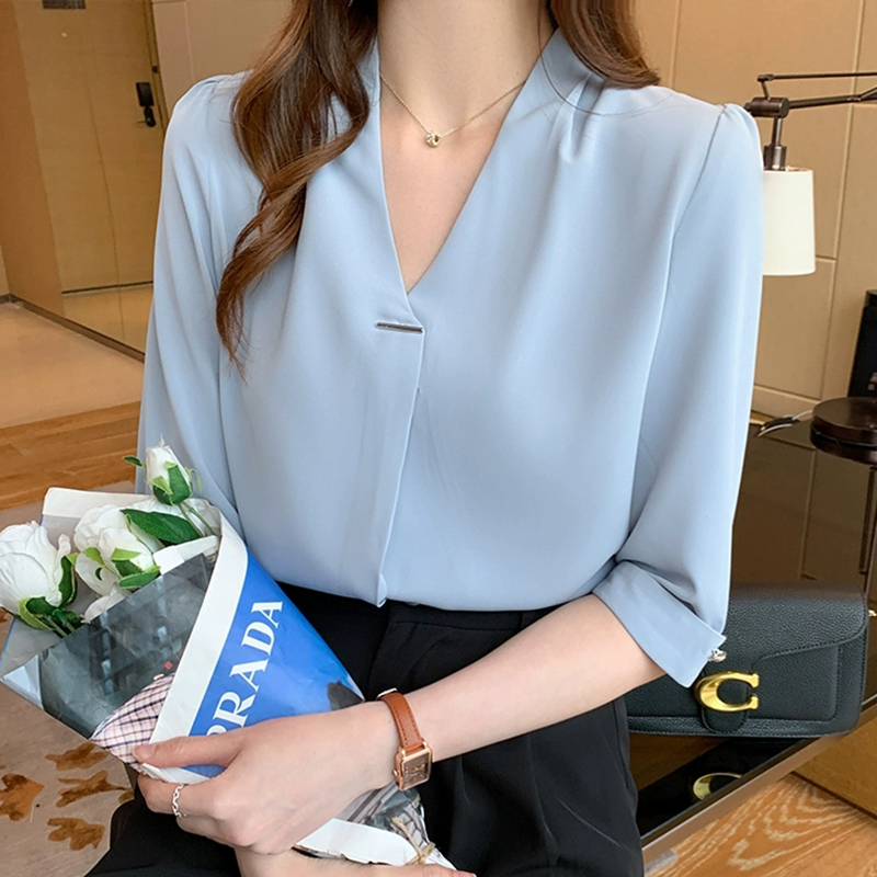白色雪紡襯衫女士秋季新款2026年設計感小眾職業襯衣鎖骨v領上衣