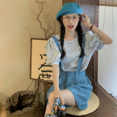 批发实拍 新款可拆卸背带阔腿短裤<b class='q'>女</b>+泡泡袖上衣两件套装