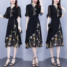 批发实拍夏装2026新款法式赫本风不规则收腰显瘦蝴蝶结碎花连衣裙