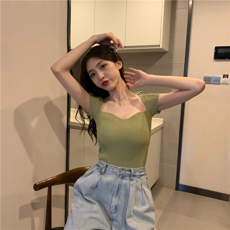 실사 정가 프랑스식 광장 칼라 몸매 가꾸기 슬림해 보이는 니트 스웨터 맨위
