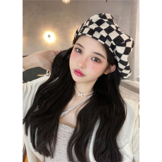 批发实拍实价不减复古少女棋盘格纹显脸小可调节贝雷帽时尚网红云朵帽