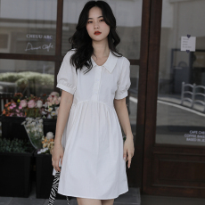批发实拍2026年夏天新款洋气减龄文艺翻领简约<b class='q'>甜美</b>学院风<b class='q'>连衣裙</b>