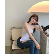 批发实拍实价<b class='q'>破洞</b>牛仔裤九分弹力小脚裤+吊带背心不规则开叉上衣打底