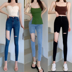 批发实拍实价<b class='q'>破洞</b>牛仔裤九分弹力小脚裤+吊带背心不规则开叉上衣打底