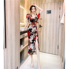 批发实拍2026<b class='q'>夏</b>季时尚洋气网红不规则v领印花礼服长裙开叉包臀<b class='q'>连衣裙</b>