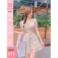 批发张心子夏日蔷薇2025新款甜美温柔风气质连身裤<b class='q'>碎花</b><b class='q'>连体裤女</b>夏