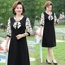 批发妈妈<b class='q'>夏</b>装洋气连衣裙中年女新款年轻衣服40岁50中老年<b class='q'>夏</b>季气质裙子