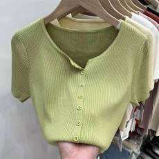 批发欧货短款高腰薄针织短袖T恤女2026夏新款紧身显瘦纽扣小<b class='q'>开衫</b>上