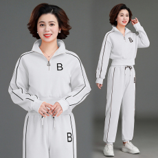 批发欧货高端白色运动套装女<b class='q'>春</b>秋2023新款时髦洋气收腰卫衣休闲两件套