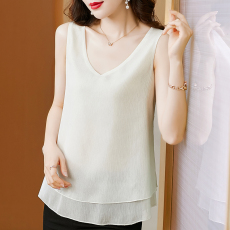 批发实拍亮丝<b class='q'>雪纺</b>V领<b class='q'>双层</b>荷叶边内搭外穿<b class='q'>背心</b>女