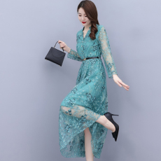 批发实拍2026春季新款长袖网纱重工<b class='q'>刺绣</b>高档收腰显瘦中长款裙子