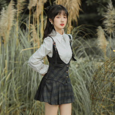 批发实拍 2026春夏季套装 <b class='q'>女</b>英伦复古格子背带 <b class='q'>连体裤</b>裙