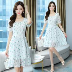 批发实拍2026<b class='q'>夏季</b>小清新雪纺提花数码印花修身水晶扣短袖连衣裙