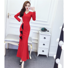 批发实拍2026春v领名媛气质拼色<b class='q'>礼服</b><b class='q'>长裙</b>荷叶边开叉包臀连衣裙