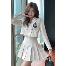 批发实拍学院风套装裙徽章<b class='q'>小西装</b>外套上衣+高腰百褶半身裙套装