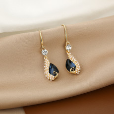 批发<b class='q'>实拍</b>韩国复古气质简约珍珠锆石孔雀耳环蓝宝石网红气质耳环