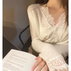 批发白色蕾丝小衫网纱打底衫女装新款毛衣内搭洋气法式上衣2022年秋款