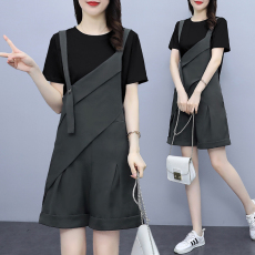 批发2026新款夏季韩版<b class='q'>宽松</b>不对称连体短裤女小个子百搭印花短袖两件套