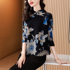 批发三宅褶皱2022新款春季宽松洋气大码显瘦<b class='q'>T</b><b class='q'>血</b>复古旗袍式上衣女红色