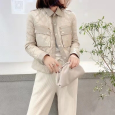 批发冬季女装2025新款时尚毛领拼色外套小个子宽松羽绒服<b class='q'>欧洲</b>站欧货潮