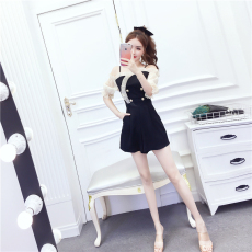 批发实拍2026夏季小个子夏洋气女神范赫本风拼色吊带收腰连体裤<b class='q'>短裤</b>