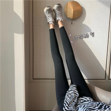 批发实拍实价控3鲨鱼皮打底<b class='q'>裤</b>女外穿九分小脚加绒紧身瘦腿<b class='q'>压力</b>瑜伽<b class='q'>裤</b>