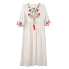 批发韩版大码宽松百塔民族风刺绣花<b class='q'>连衣裙</b>