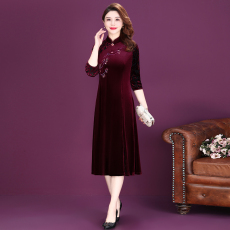 批发实拍中年妈妈金丝绒连衣裙喜婆婆婚宴礼服高贵气质改良旗袍