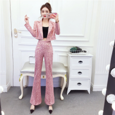 实拍2025秋冬时尚网红翻领印花鹿皮绒短款外套双排扣长裤套装