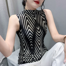 批发2026春秋新款时尚印花字母无袖半高领T恤女修身气质上衣显瘦女