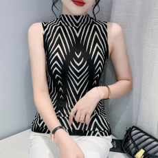 批发2026秋季新款时尚印花字母无袖半高领T恤女修身气质上衣显瘦女