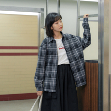 批发2026实拍秋季新款宽松<b class='q'>复古</b>高品质格纹长袖衬衫女上衣外套