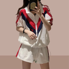 批发休闲<b class='q'>运动服</b>套装女夏2022新款宽松小个子时尚洋气撞色短裤两件套