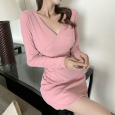 批发实拍#<b class='q'>夜店</b>性感v领加绒加厚粉色打底裙子修身褶皱包臀<b class='q'>连衣裙</b>女秋冬