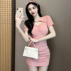 批发模特实拍夜店女装技师工作服性感低胸修身显瘦包臀连衣裙