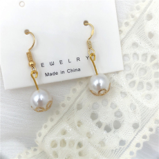 批发珍珠耳环<b class='q'>显瘦</b>网红气质长款2020复古女耳<b class='q'>饰品</b>