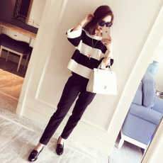 批发2026春装新款时尚撞色条纹宽松七分袖针织衫女上衣 实价