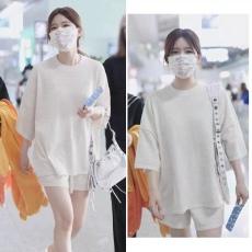批发<b class='q'>明星</b>赵露思<b class='q'>同款</b>衣服米白色圆领t恤女夏季+短裤简约时髦套装两件套