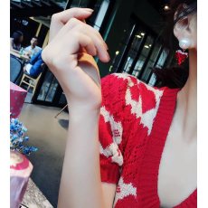 批发2019新款日韩<b class='q'>百搭</b>爱心红色宝石珍珠耳钉