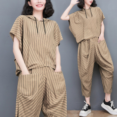 批发2026夏季新款竖条纹连帽蝙蝠T恤九分<b class='q'>哈伦裤</b>两件套