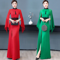 批发红色2026年新款年轻款演出高端走秀<b class='q'>旗袍</b>中国风改良优雅<b class='q'>长款</b>礼服女
