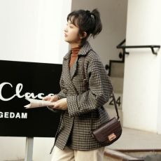 批发韩版千鸟格格子毛呢<b class='q'>西装</b>外套<b class='q'>女</b>秋冬2026新款绑带厚实呢子大衣