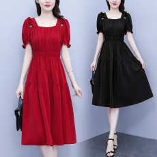 批发实拍大码女装2026夏季新款时尚气质显瘦中年<b class='q'>妈妈</b>装中长款连衣裙女
