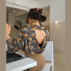 批发2026春秋季新款时尚小香风印花韩版宽松洋气小衬衫超仙露背上衣