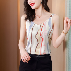 批发实拍<b class='q'>吊带</b><b class='q'>背心</b>女2025春夏新款时尚气质百搭桑蚕丝高贵小衫