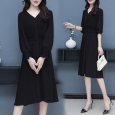 批发法式复古裙胖妹妹mm2026年春秋新款秋季V领气质显瘦初秋连衣裙