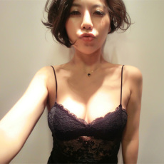 批发大货欧美夏季新款性感V领百搭超显瘦纯色<b class='q'>蕾丝</b>吊带<b class='q'>裹</b><b class='q'>胸</b>小背心